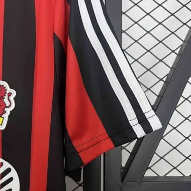 01-02 Bayern München 04 Leverkusen Thuis tenue Retro voetbal