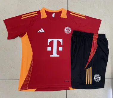24-25 Bayern Munich Red Training Soccer AAAAJersey Yupoo