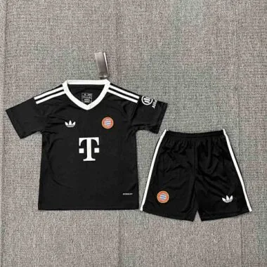 24-25 Bayern Munich Black Goalkeeper Kids Kit Football AAAAJersey