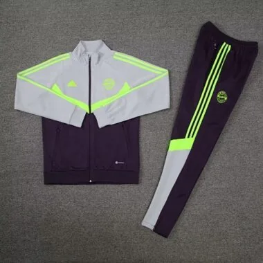 24-25 Bayern Jackets Football Shirts(1)