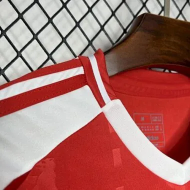 24-25 Maglia da casa dell'Union Berlin Divise da calcio Calcio