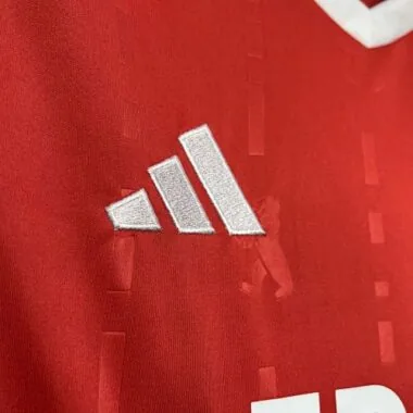 24-25 Maglia da casa dell'Union Berlin Divise da calcio Calcio