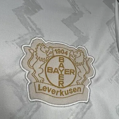 24-25 Bayer 04 Leverkusen uittenue Voetbaltenues Voetbal
