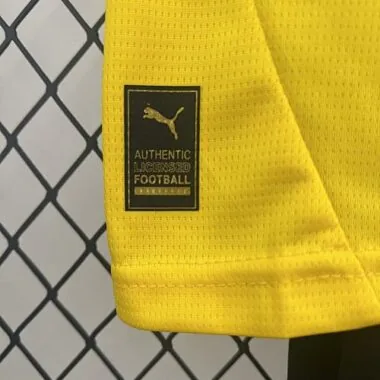 24-25 Dortmund: divise da bambino per le partite in casa e abbigliamento per ragazzi