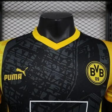 Fornecedor das camisolas da edição especial do Dortmund 23-24