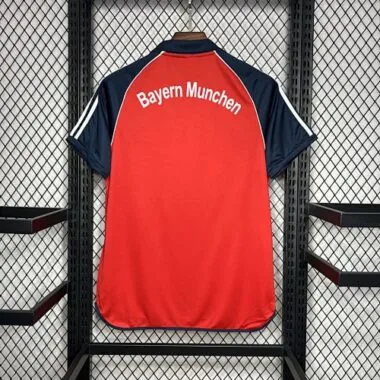00-01 Maglia da calcio vintage Bayern Monaco, divisa da casa retrò