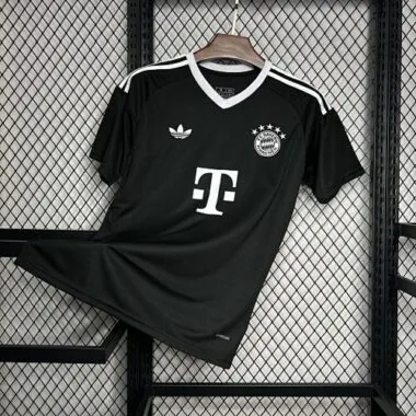 24-25 Bayern Munich Black GoalKeeper Shirt Soccer Uniforms Soccer