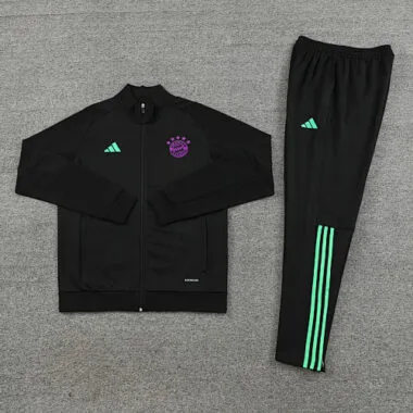23-24 Bayern Jackets