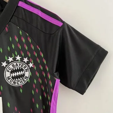 Equipamento de futebol barato do Bayern de Munique para crianças, tamanhos 16-28, para jogos fora de casa, 23-24