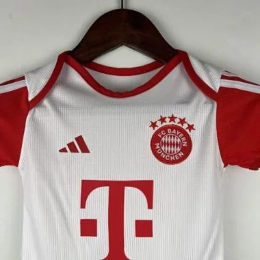 23-24 Bayern Munich baby home size 9-12 best soccer jersey