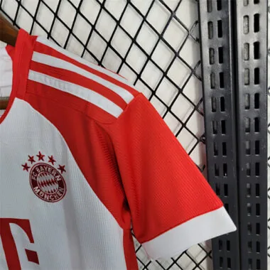 23-24 Bayern home kids kit