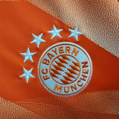 23-24 Bayern Training Suit