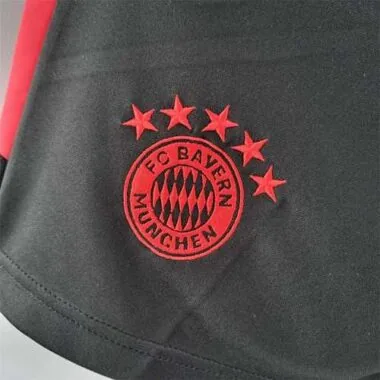 Pantalones cortos de entrenamiento del Bayern 22-23, rojo y negro