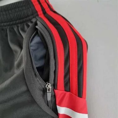Pantalones cortos de entrenamiento del Bayern 22-23, rojo y negro