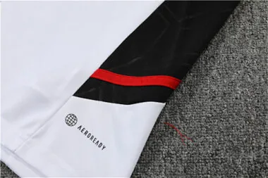 22-23 Bayern Training Kit White