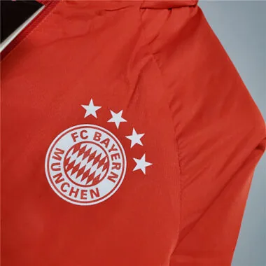 Cazadora roja del Bayern de Múnich, temporada 20-21