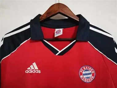 00-01 Bayern Munich Champions League home red