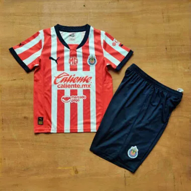 24-25 Chivas Guadalajara Home Kid Kits Youth Apparels AAAAJersey Wholesale Yupoo