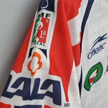 99-00 Chivas away1684414408000