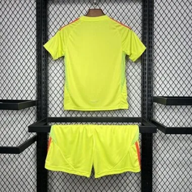 24-25 Celtic First Yellow Goalkeeper Kid Kits Youth Apparels Football AAAAJersey Yupoo