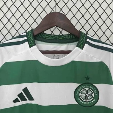Equipamento de futebol dos Celtics (jogo em casa) 24-25