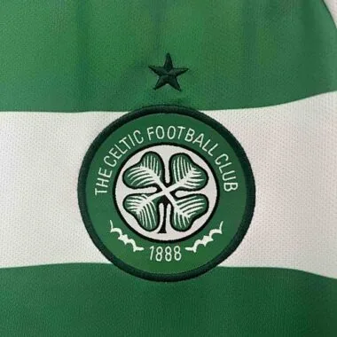 Equipamento de futebol dos Celtics (jogo em casa) 24-25