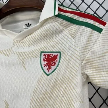 World Cup Jersey 2026 Wales Away Kids Kit Soccer T-Shirt AAAAJersey Supply Yupoo