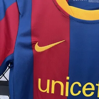 10-11 Barcelona Home Retro Kids Kit Size:16-28 Football Jersey