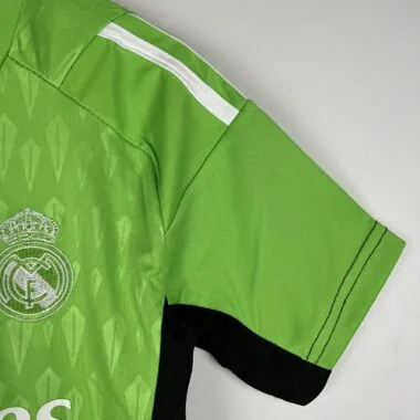 23-24 Kids Goalkeeper Real Madrid Green Size 16-28