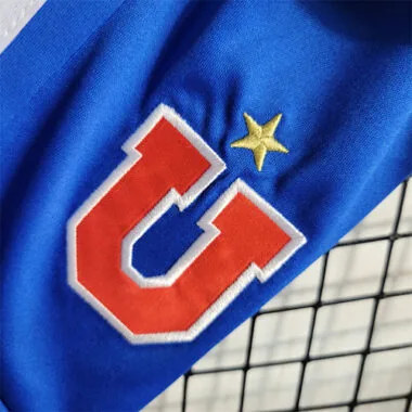 23-24 University of Chile home kids kit