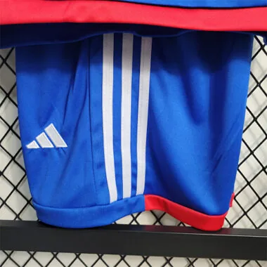 23-24 University of Chile home kids kit