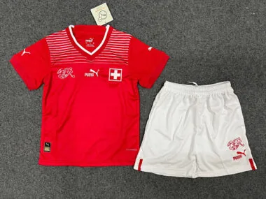 22-23 Switzerland home kids kit