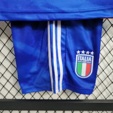 2023 Italy home kids kit