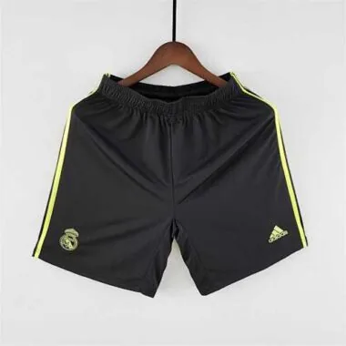 22-23 Calções do Real Madrid, terceiro equipamento de fora, pretos