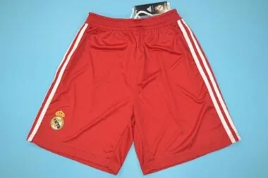 Calções vermelhos do Real Madrid 11-12