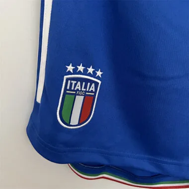 Calções da seleção italiana de 2023 (jogos em casa)