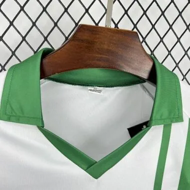 Retro voetbalshirt uit 1986: thuistenue van Algerije