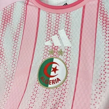 Camiseta de fútbol de la selección de Argelia, modelo rosa de antes del partido, 2026
