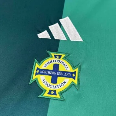 Camiseta de fútbol del equipo local de Irlanda del Norte para el Mundial de 2026