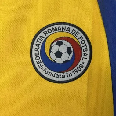 2000 Romania Home Retro Kit Vintage Shirt Soccer