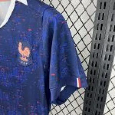 2025 Frankrijk thuistenue voetbal