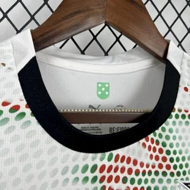 Equipamento de futebol feminino de Portugal para jogos fora de casa de 2025