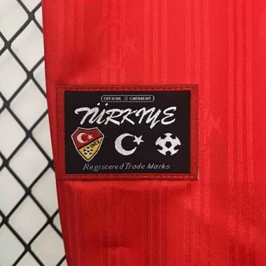 Divisa da calcio della Turchia del 1996 (modello "Home" retrò)