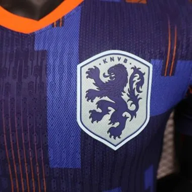 Camisa da seleção holandesa para jogos fora de casa de 2024, versão de jogador – As melhores camisolas