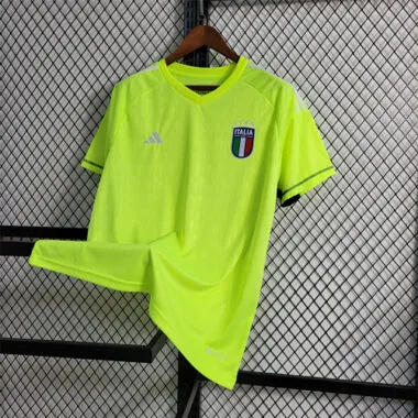 2023 Italy green goalkeeper
