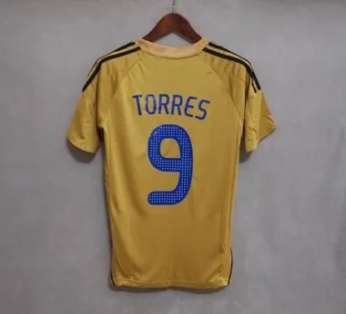 2008, jogo fora de casa contra a Espanha