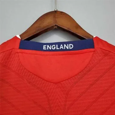 08-10 England away