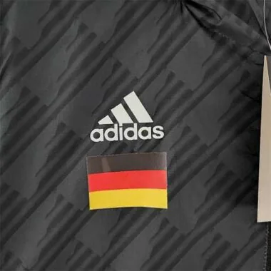 2022 Deutschland schwarz-rot-weiß Windjacke