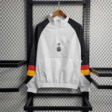 23-24 Windbreaker Argentina1684421158000