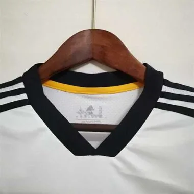 22-23 LA Galaxy home